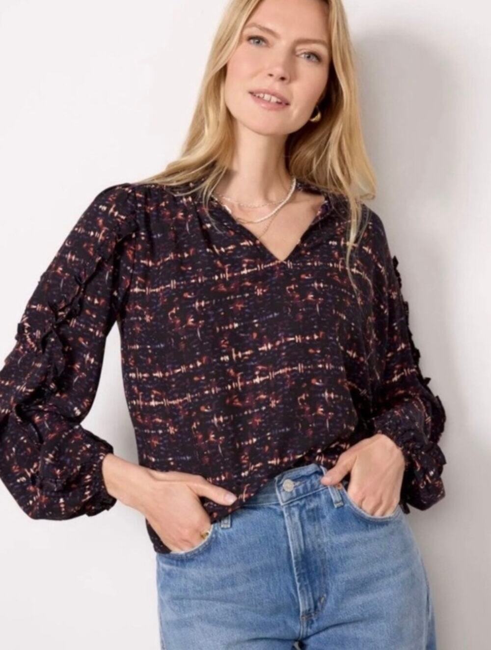Evereve Dana Navy Multi Print Long Sleeve Ruffle Silky Blouse Small Office Chic